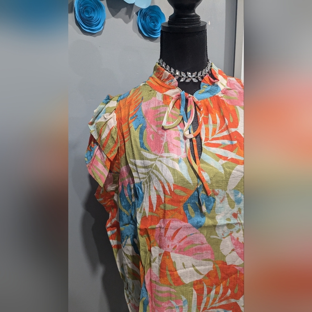 Easel Multicolor Floral Blouse - Picture 2 of 5